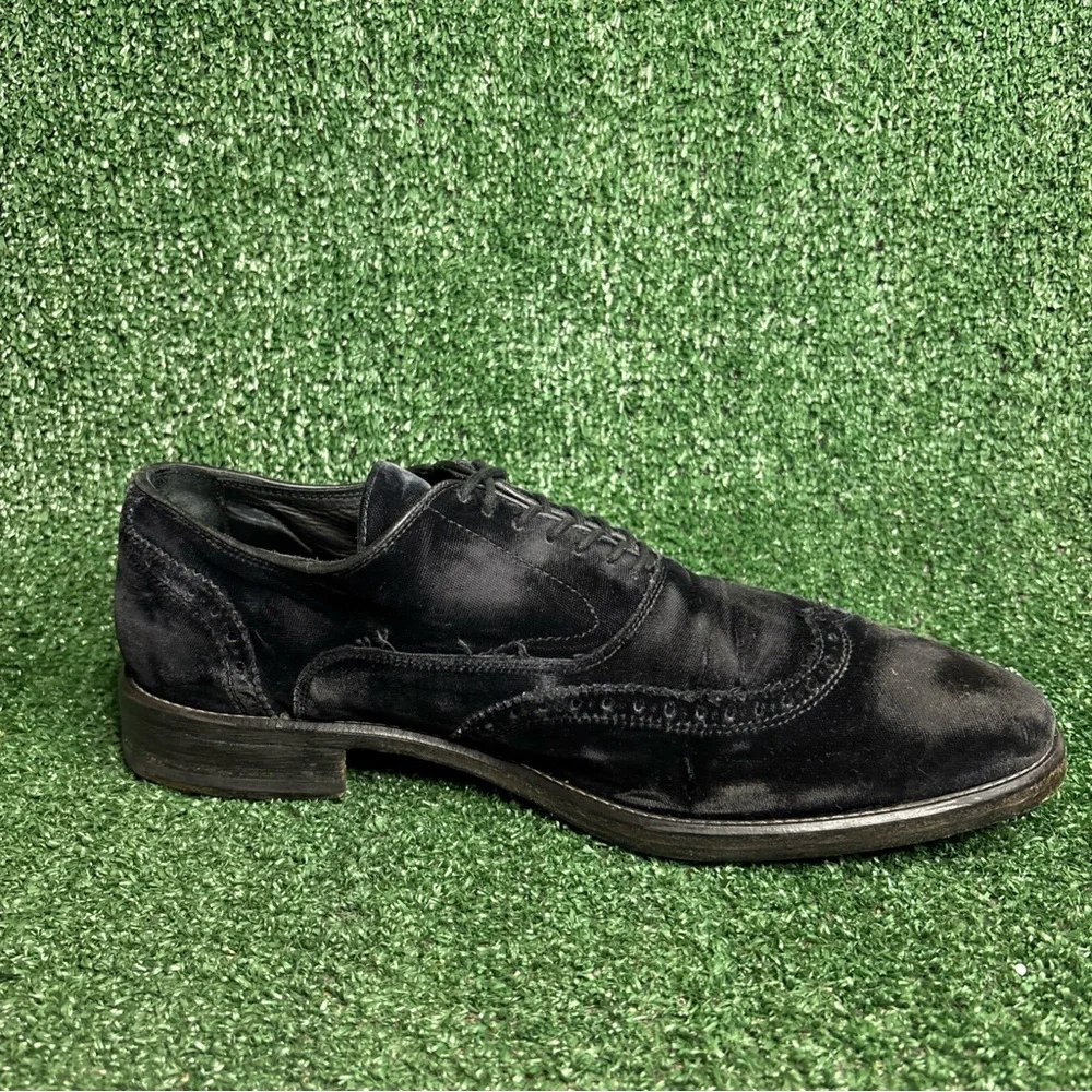 $598 John Varvatos Black Velvet Distressed Rugged Wingtip Oxfords Mens Size 10.5